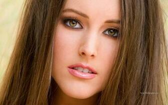 Erica Ellyson Wallpaper