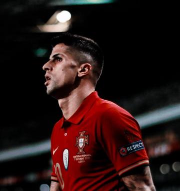 Edits Joao Cancelo