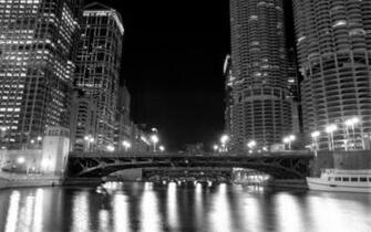 Chicago River Glow Monochrome Wallpaper