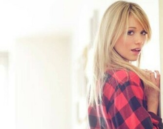 Katrina Bowden Hot Pics