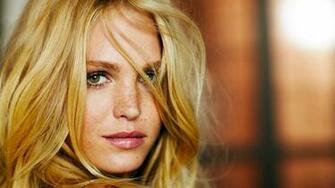 Erin Heatherton Wallpaper Image Photos Pictures Background
