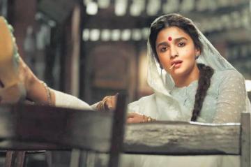 Gangubai Kathiawadi Empty Bhansali Elegance The New Indian Express