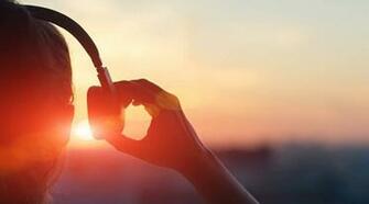 Does Listening To Background Music Increase Creativity Study