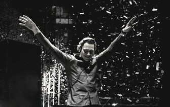 Tiesto HD Wallpaper Black And White Arms Raised Live Jpg