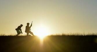 Soldier Sunrise Rifles Silhouette Wallpaper Military