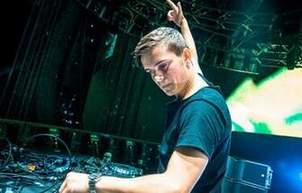 Martin Garrix Wallpaper Background