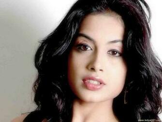 Wallpaper Actresses Sarah Jane Dias Previous Next