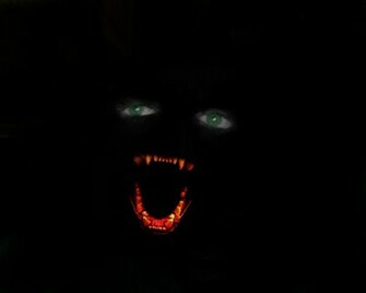 Scary Face By 3pi0 Customization Wallpaper Macabre Horror