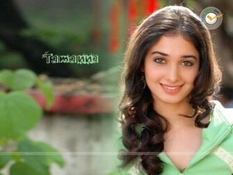 Tamanna Bhatia Hot Wallpaper Digital Res