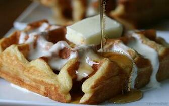 Waffles With Syrup Wallpaper