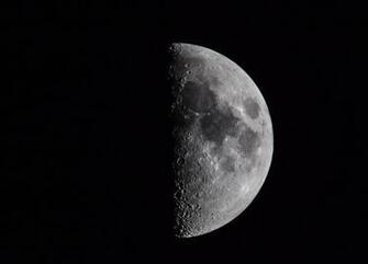 Moon First Quarter By Mitsubishiman Caedes Desktop