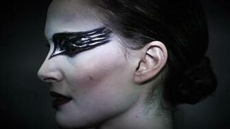 Black Swan Wallpaper