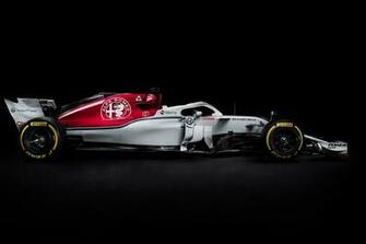 Alfa Romeo Sauber Abandona O Azul E Revela C37 Vermelho