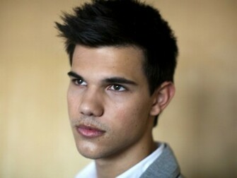 Taylor Lautner Wallpaper