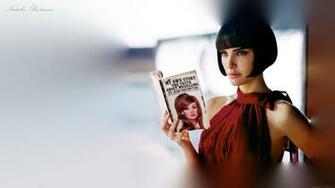 Sexy Short Reading Black Background Book Dress Hair Wallpaper