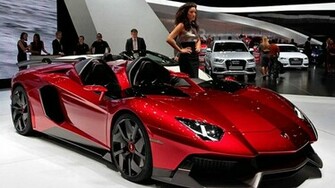 Lamborghini Aventador Best Quality Wallpaper