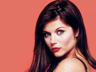 Tiffani Thiessen Hq Wallpaper Fun Hungama