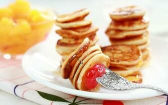 Mini Pancakes Wallpaper