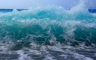 Desktop Background Beach Waves Wallpaper