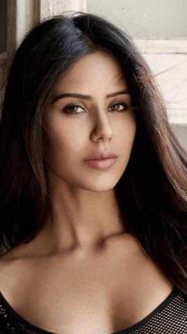 Women Sonam Bajwa
