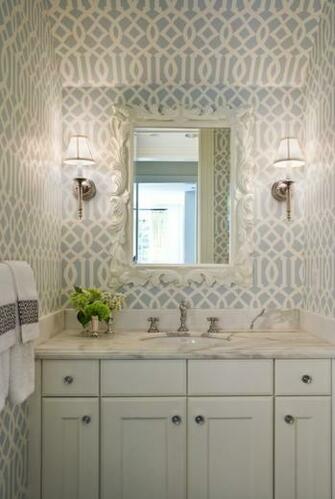 Arrow Keys To More Bathrooms Swipe Photo