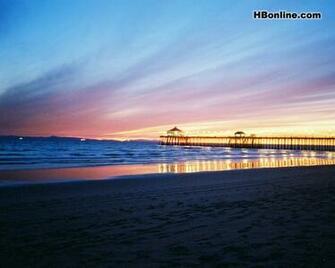 Huntington Beach Desktop Wallpaper