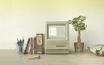 Old Apple Computer Wallpaper