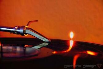 Turntable Wallpaper