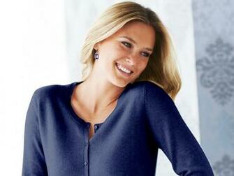 Bar Refaeli HD Wallpaper