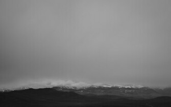 28d034d299 O Wallpaper Storm Desktop Coming Background