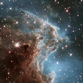 Hubble Celebrates 24th Anniversary With Infrared Image Of Nearby Star