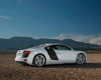 Audi R8 V8 V10 Quattro R Tronic Wallpaper Desktop