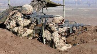 Wallpaper Soldiers War Guns