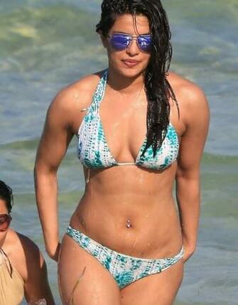 Priyanka Chopra Hot Sexy Wallpaper Hottest In