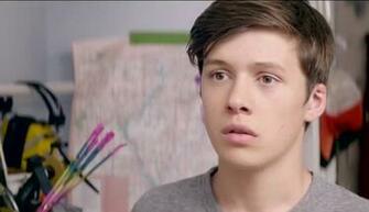 Nick Robinson Image Pictures Becuo