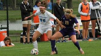 Tausend Scores For Women S Soccer In Loss Eastern Illinois