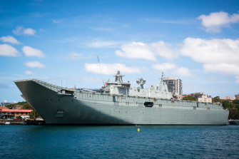 Hmas Canberra Helicopter Carrier Amphibious Assault Ship Wallpaper