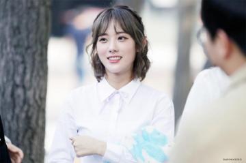 Lee Luda Wallpaper Asiachan Kpop Image Board