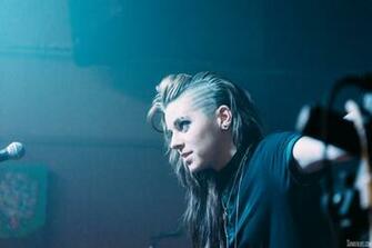 Lynn Gunn S O N De R Of Pvris Music Hall