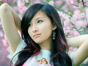 Cute Asian Girl Wallpaper