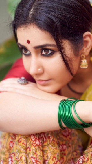 Telugu Heroines HD Wallpaper