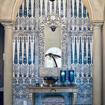 Topkapi Garden Classic Wallpaper Yard Panel The Nicolette