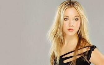 Kaley Cuoco Wallpaper Amp Pictures