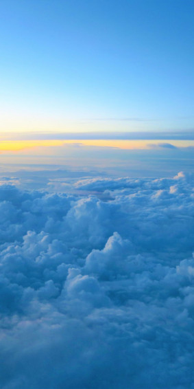 Aesthetic Blue Sky Wallpaper iPhone