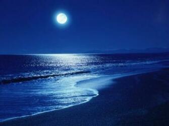 Full Moon Over The Sea Wallpaper