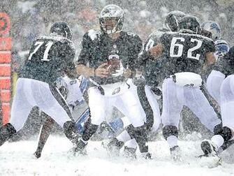 Nick Foles Eagles Snow