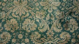 Vintage Floral Pattern Wallpaper
