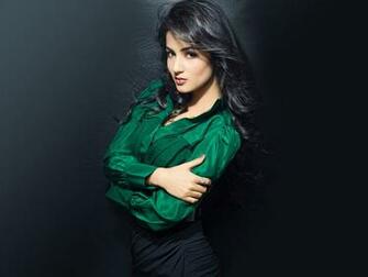Sonal Chauhan Hq Wallpaper