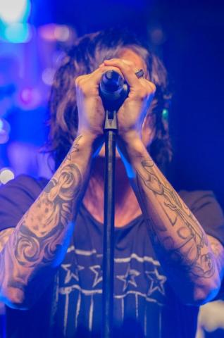 Best Singing Pictures HD Image
