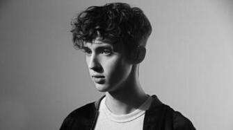 Troye Sivan Wallpaper Image